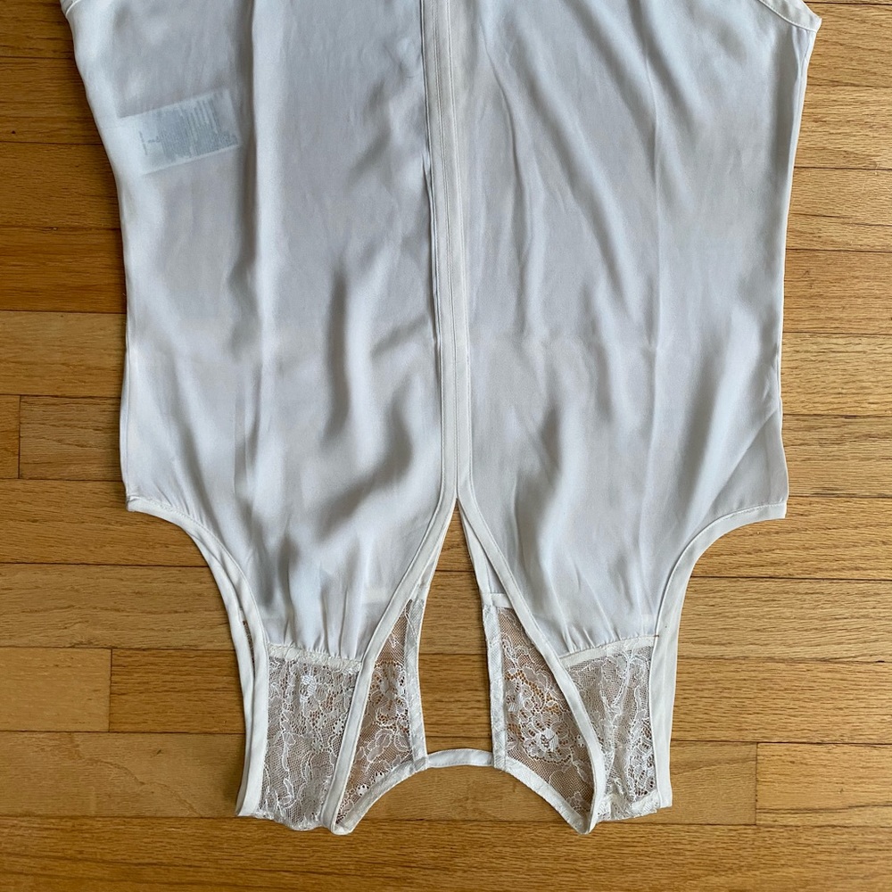 banana republic cream cami with lace satin size S